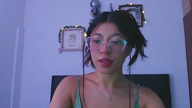 LissyM online show from 12-01-25, 12:21