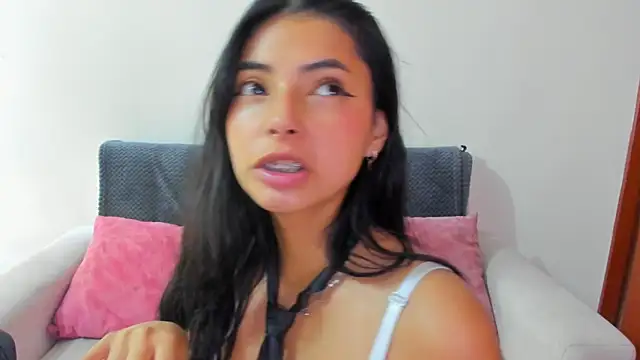 miadaviesx online show from 11-13-25, 12:15