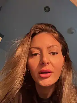 Lovelavender  online show from 05-11-26, 12:33