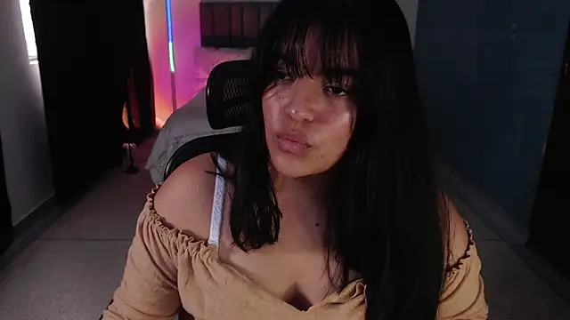 Snapshot of xambar_22x chatting on 11-21-25, 08:40 xambar 22x online show from 11-21-25, 08:40