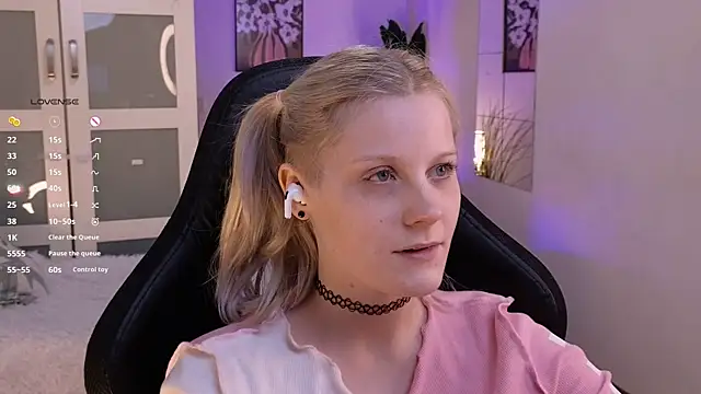 ShineJoan online show from 11-29-25, 09:07