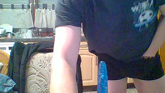 tommy3300 online show from 11-15-25, 04:10