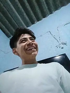 Snapshot of 666Daemon666 chatting on 02-08-26, 07:45 666Daemon666 online show from 02-08-26, 07:45