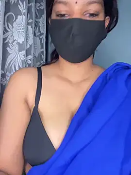 Snapshot of Cute_Marina chatting on 06-15-26, 05:31 Cute Marina online show from 06-15-26, 05:31