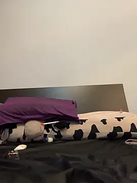 Emily-y online show from 01-17-26, 12:43