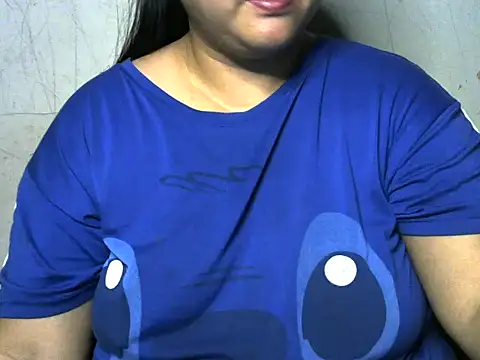 Azaleah30 online show from 10-24-25, 02:02