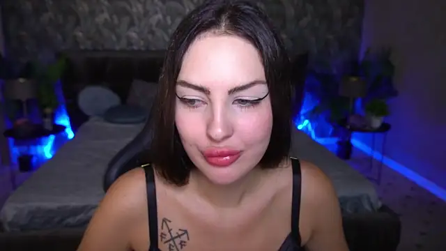 Snapshot of AleksaaJoy chatting on 06-18-26, 11:09 AleksaaJoy online show from 06-18-26, 11:09