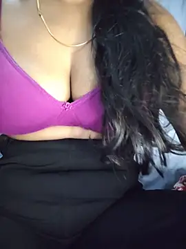 Ezabelljohn online show from 05-16-26, 12:40