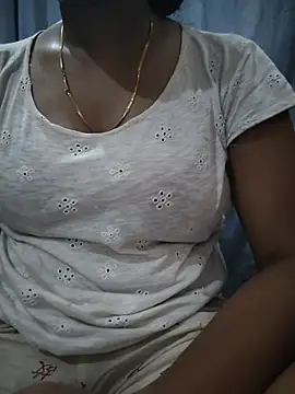 Snapshot of Ezabelljohn chatting on 06-29-26, 07:47 Ezabelljohn online show from 06-29-26, 07:47