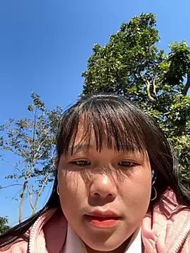 Snapshot of love_pusy09 chatting on 11-29-25, 03:31 love pusy09 online show from 11-29-25, 03:31