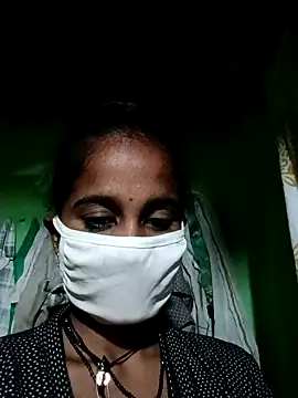 Snapshot of Hot_princess_1 chatting on 11-18-25, 06:34 Hot princess 1 online show from 11-18-25, 06:34