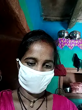 Snapshot of Hot_princess_1 chatting on 11-21-25, 05:06 Hot princess 1 online show from 11-21-25, 05:06