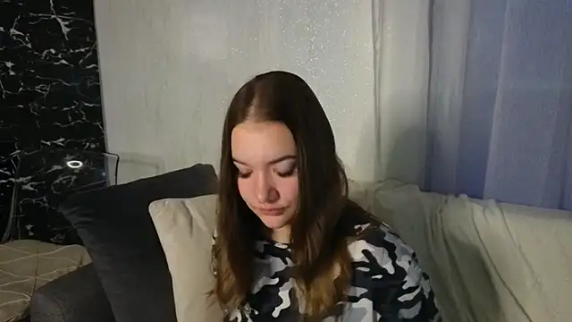 Snapshot of Biancka_ chatting on 11-24-25, 05:29 Biancka online show from 11-24-25, 05:29