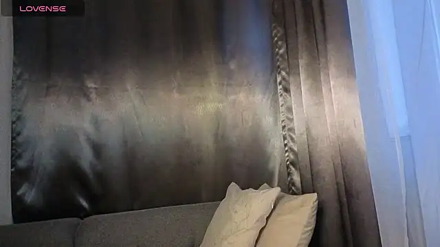 Biancka  online show from 03-12-26, 04:40