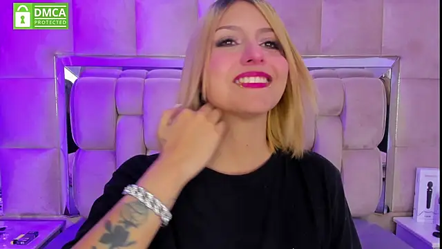 Snapshot of daniiela_beteche777 chatting on 02-08-26, 07:06 daniiela beteche777 online show from 02-08-26, 07:06