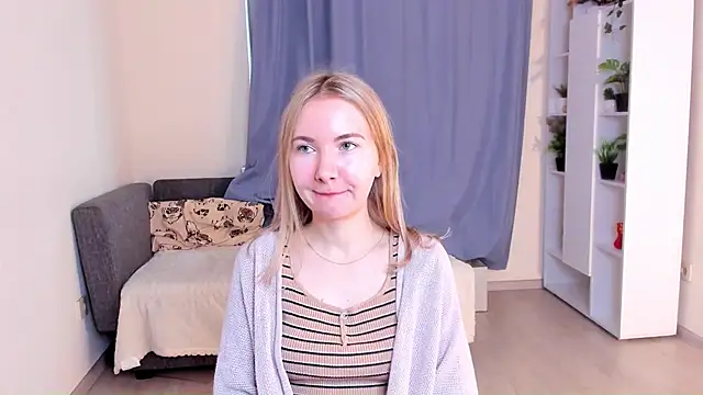 Snapshot of CathyHeximer chatting on 11-06-25, 07:31 CathyHeximer online show from 11-06-25, 07:31