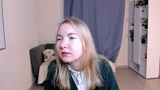 Snapshot of CathyHeximer chatting on 11-11-25, 07:30 CathyHeximer online show from 11-11-25, 07:30