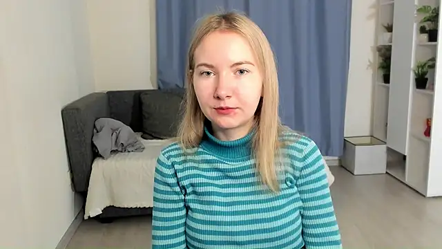 Snapshot of CathyHeximer chatting on 11-18-25, 07:35 CathyHeximer online show from 11-18-25, 07:35