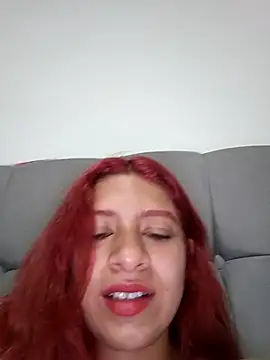 Snapshot of Lunatemptress4 chatting on 12-15-25, 10:52 Lunatemptress4 online show from 12-15-25, 10:52