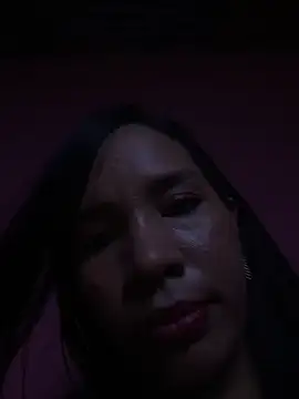 Snapshot of Gigi_Scott_ chatting on 05-08-26, 01:44 Gigi Scott online show from 05-08-26, 01:44