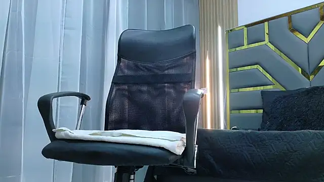 Snapshot of Neytanmalcon chatting on 01-14-26, 07:30 Neytanmalcon online show from 01-14-26, 07:30