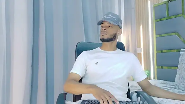 Snapshot of Neytanmalcon chatting on 02-23-26, 06:05 Neytanmalcon online show from 02-23-26, 06:05