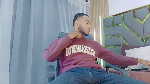 Snapshot of Neytanmalcon chatting on 02-25-26, 06:06 Neytanmalcon online show from 02-25-26, 06:06