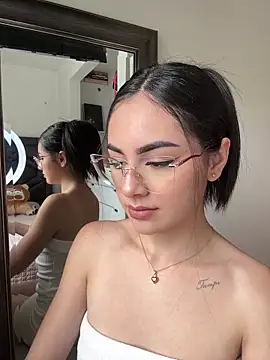 Snapshot of IslaCole chatting on 01-05-26, 07:06 IslaCole online show from 01-05-26, 07:06