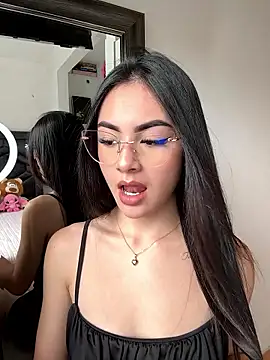 Snapshot of IslaCole chatting on 01-14-26, 06:57 IslaCole online show from 01-14-26, 06:57