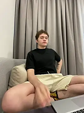 Snapshot of danielxfun chatting on 04-28-26, 04:23 danielxfun online show from 04-28-26, 04:23