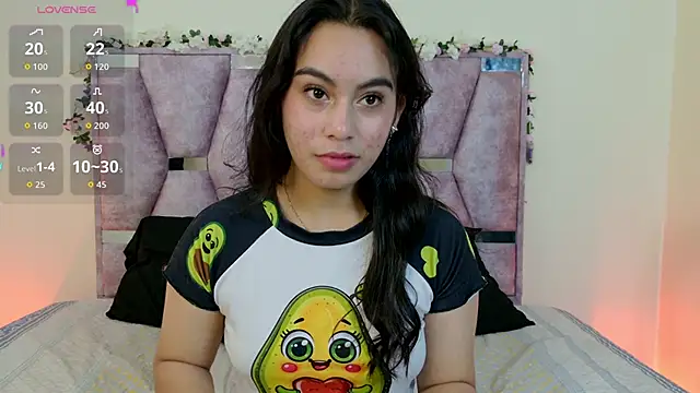 Snapshot of Iris_mandarinne chatting on 10-27-25, 07:51 Iris mandarinne online show from 10-27-25, 07:51