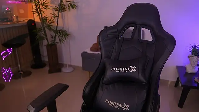 JessicaPratt online show from 04-06-26, 07:37