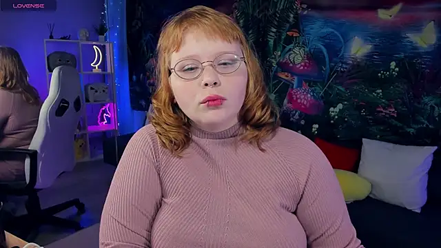 LottieReed online show from 11-28-25, 05:04