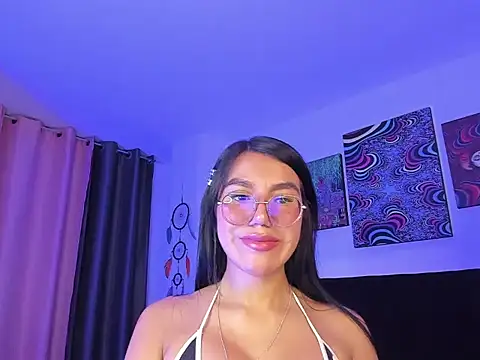 violetbunnyy1 online show from 12-19-25, 12:39