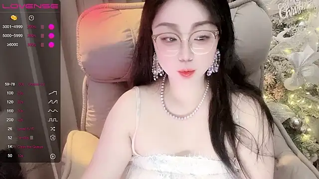 Snapshot of Monica-666888- chatting on 06-18-26, 04:22 Monica-666888- online show from 06-18-26, 04:22