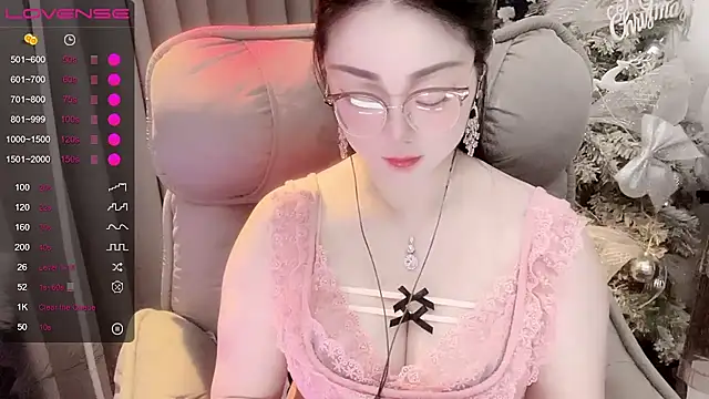 Snapshot of Monica-666888- chatting on 06-20-26, 04:10 Monica-666888- online show from 06-20-26, 04:10