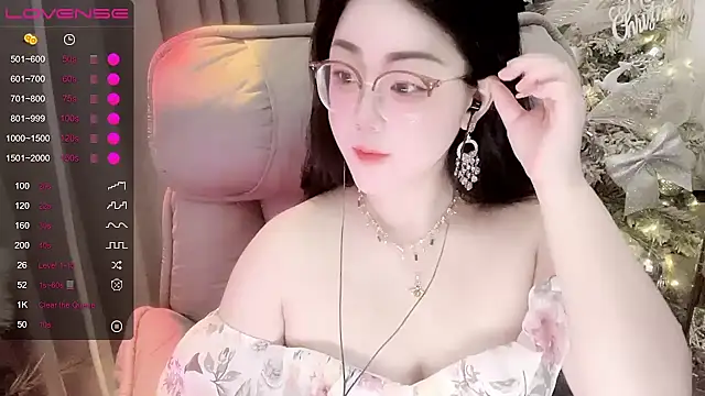 Snapshot of Monica-666888- chatting on 06-21-26, 03:58 Monica-666888- online show from 06-21-26, 03:58