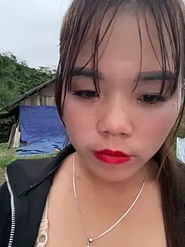 Snapshot of nachi-baby chatting on 11-06-25, 11:04 nachi-baby online show from 11-06-25, 11:04