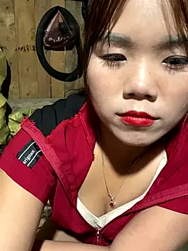 Snapshot of nachi-baby chatting on 12-16-25, 09:36 nachi-baby online show from 12-16-25, 09:36