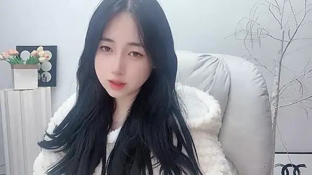 Snapshot of Love-hanzaizai718 chatting on 11-20-25, 02:17 Love-hanzaizai718 online show from 11-20-25, 02:17