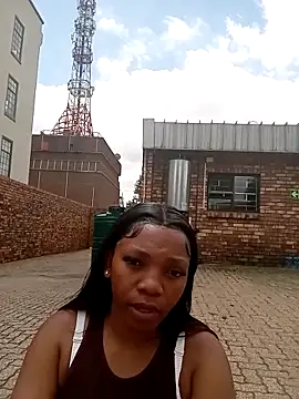 Snapshot of 09slambitch chatting on 11-20-25, 10:04 09slambitch online show from 11-20-25, 10:04