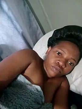 Snapshot of 09slambitch chatting on 12-19-25, 05:03 09slambitch online show from 12-19-25, 05:03