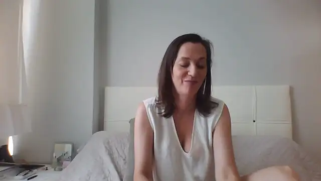 Snapshot of ArianaStarr chatting on 06-24-26, 06:45 ArianaStarr online show from 06-24-26, 06:45