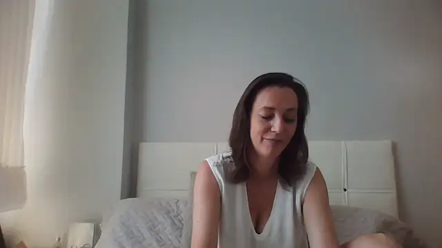 Snapshot of ArianaStarr chatting on 06-27-26, 07:35 ArianaStarr online show from 06-27-26, 07:35