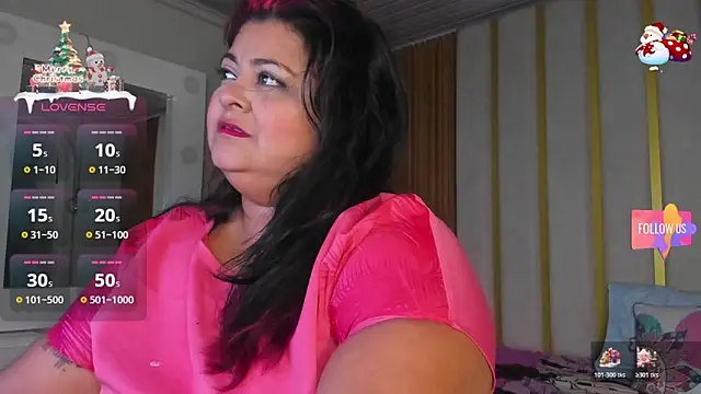 Snapshot of Hanna_curvy_ chatting on 12-20-25, 10:44 Hanna curvy online show from 12-20-25, 10:44