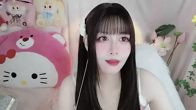 Snapshot of -zhuzhu-999- chatting on 04-12-26, 08:25 -zhuzhu-999- online show from 04-12-26, 08:25