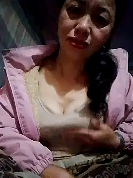 Snapshot of TRIEUTRIEU20 chatting on 10-26-25, 05:52 TRIEUTRIEU20 online show from 10-26-25, 05:52