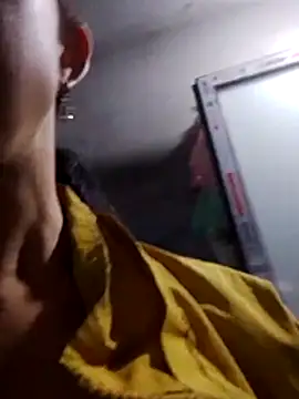 Snapshot of TRIEUTRIEU20 chatting on 10-27-25, 12:20 TRIEUTRIEU20 online show from 10-27-25, 12:20