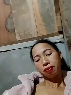 Snapshot of TRIEUTRIEU20 chatting on 11-02-25, 01:57 TRIEUTRIEU20 online show from 11-02-25, 01:57