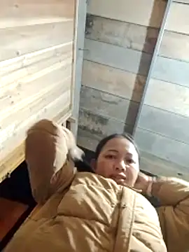 Snapshot of TRIEUTRIEU20 chatting on 11-23-25, 11:21 TRIEUTRIEU20 online show from 11-23-25, 11:21